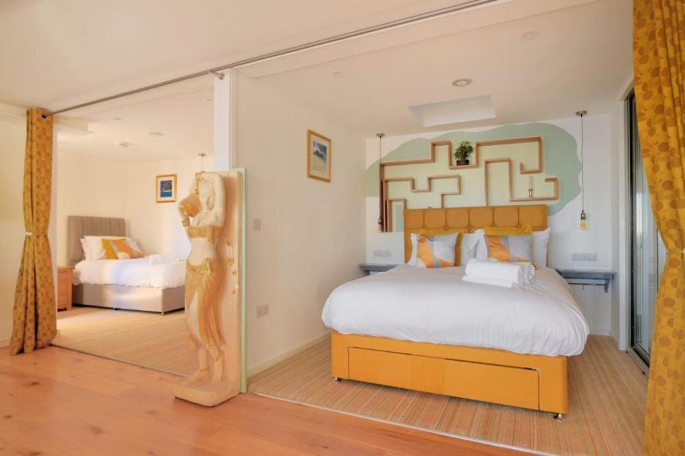Largigi Offering Two Amazing Panoramic Sea Front Apartments ไลม์รีจิส ภายนอก รูปภาพ